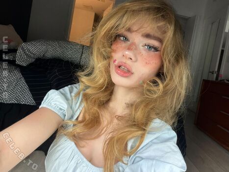 Full leaked Felinenyaa private photo