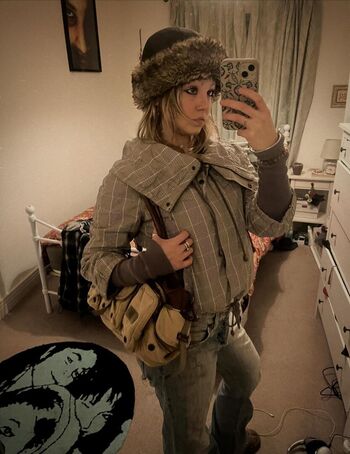Full leaked Femalien private photo