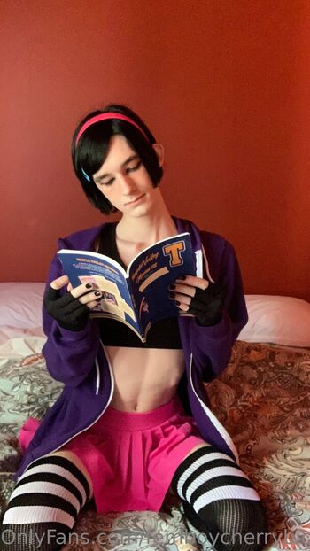 Full leaked Femboycherryblossom private photo