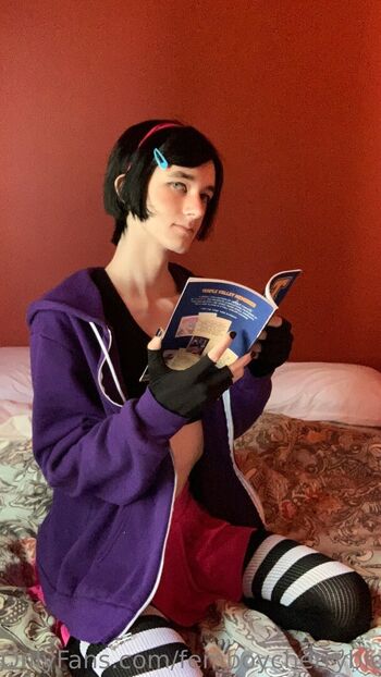 Full leaked Femboycherryblossom private photo