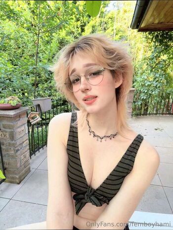 Full leaked Femboyhami private photo