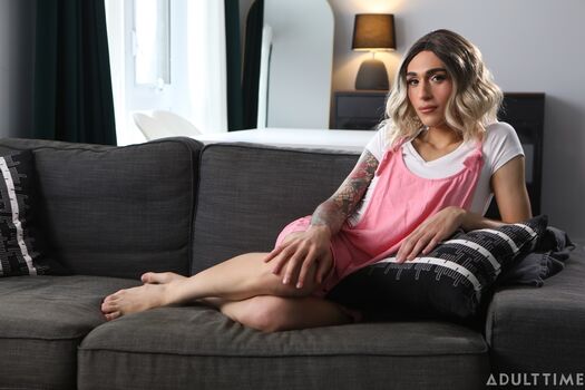 Full leaked Femboyish page private photo