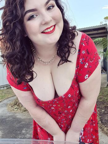 Full leaked Fen next door private photo