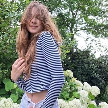 Full leaked Fenne model holland private photo