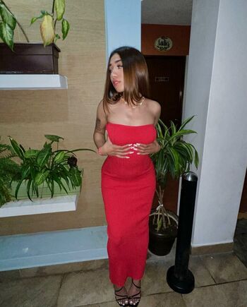 Full leaked Fernandamamiii private photo