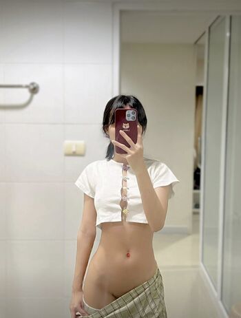 Full leaked Fernsmile private photo