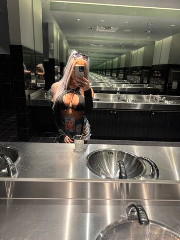 Full leaked Ferrarijay private photo