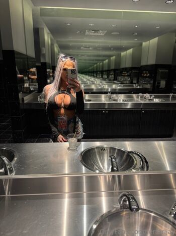 Full leaked Ferrarijay private photo