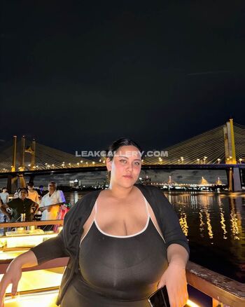 Full leaked Fhongfionax private photo