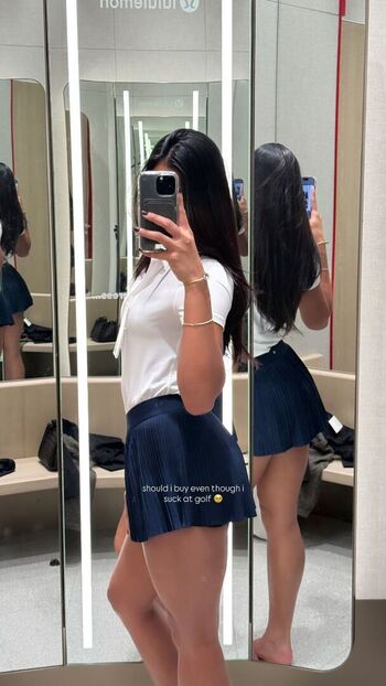 Fifi Sharma