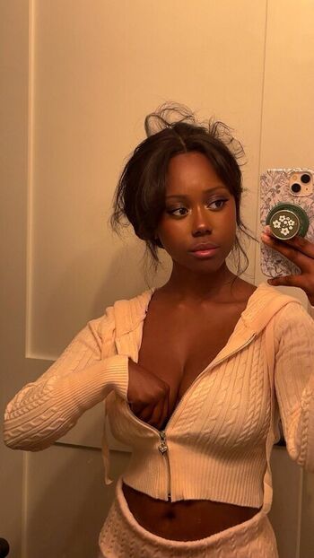 Full leaked Filmfae private photo