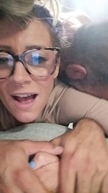 Full leaked Fineapplekd private photo
