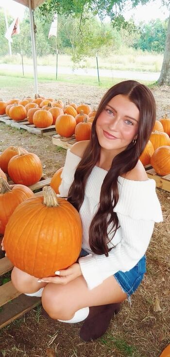 Full leaked Fiona private photo