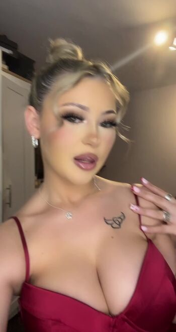 Full leaked Fiona private photo