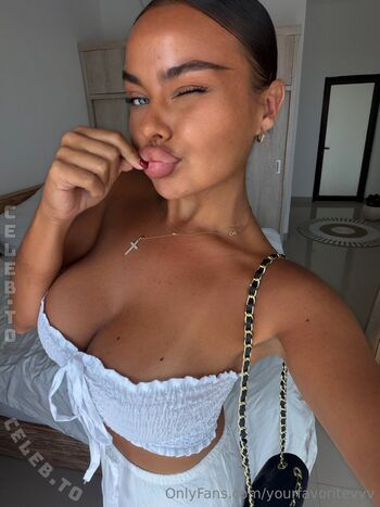Full leaked Fionachen private photo