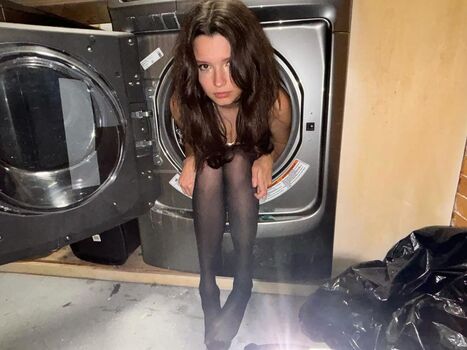 Full leaked Fishtank private photo