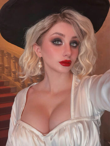 Full leaked Fishy cosplay private photo