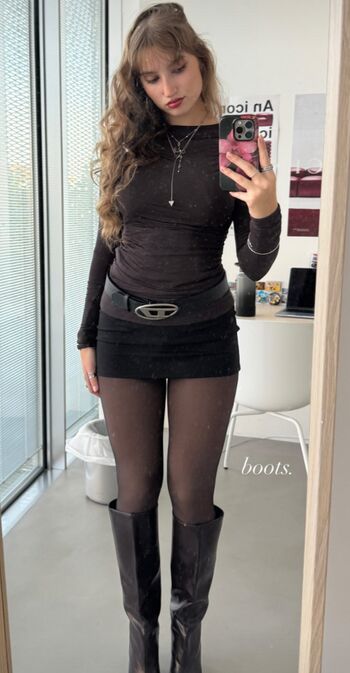 Full leaked Fitbyalx private photo