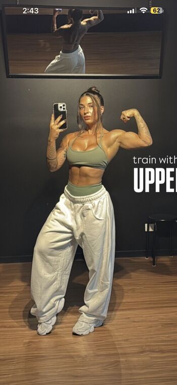 Full leaked Fitsarax private photo