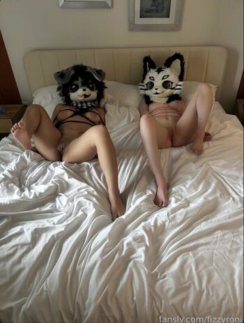 Full leaked Fizzyroni private photo