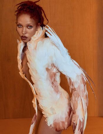 Full leaked Fka twigs private photo