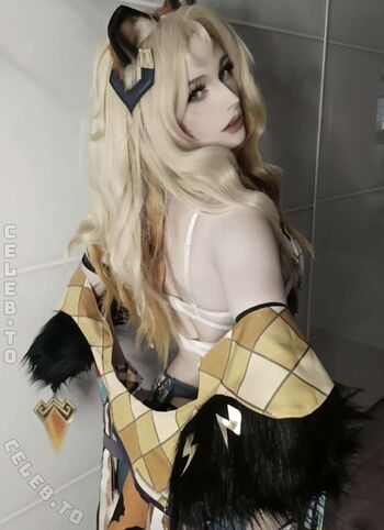 Full leaked Floweryy cos private photo