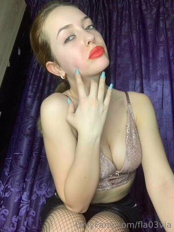 Full leaked Flavia private photo