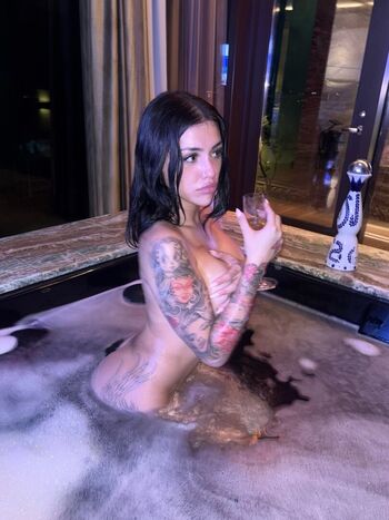 Full leaked Flakkadahustler private photo