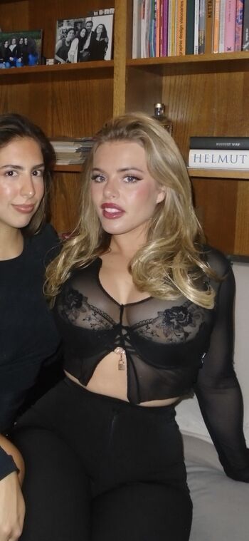Full leaked Fliss rowbotham private photo