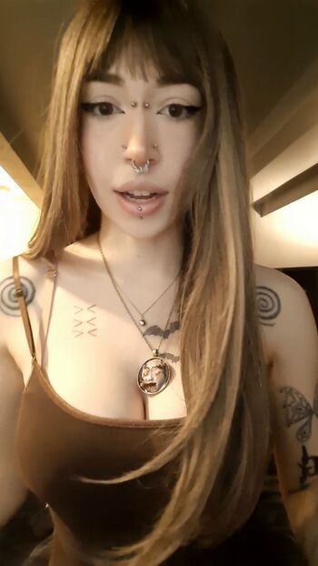Full leaked Flodaasmr private photo