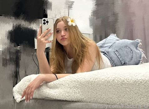 Flooora_o