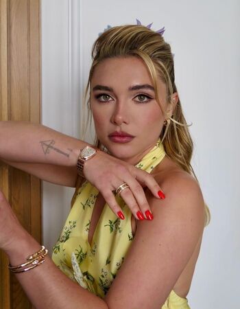 Full leaked Florence pugh private photo