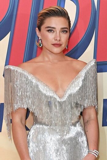 Full leaked Florence pugh private photo