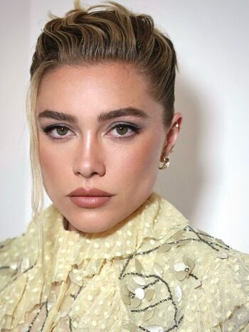 Full leaked Florence pugh private photo