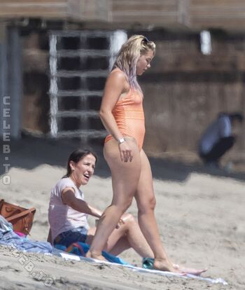 Full leaked Florence pugh page private photo