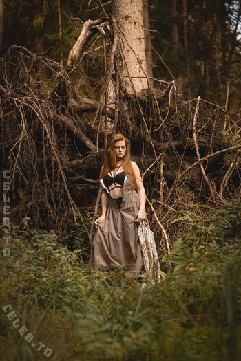 Full leaked Foxydirndl private photo