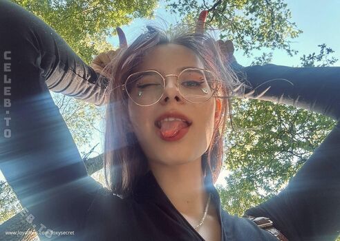 Full leaked Foxyjenny private photo