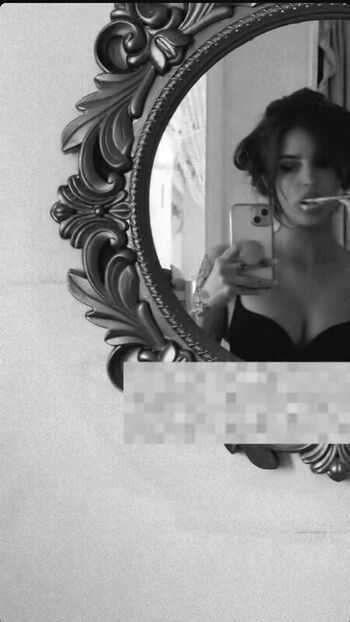 Full leaked Foxymegan private photo