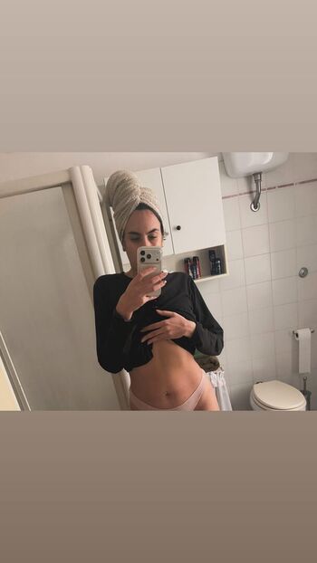 Full leaked Francesca pinto private photo
