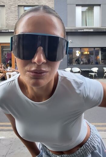 Full leaked Frankie bridge  page private photo