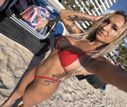 Full leaked Frankieesuee private photo
