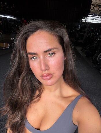 Full leaked Fransaghezchi private photo