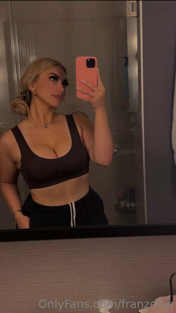 Full leaked Franzelyp private photo