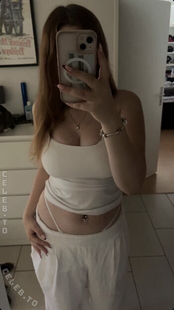 Full leaked Franziihtz private photo