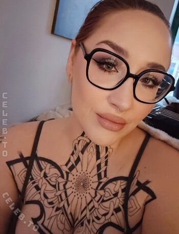 Full leaked Frau kopf private photo