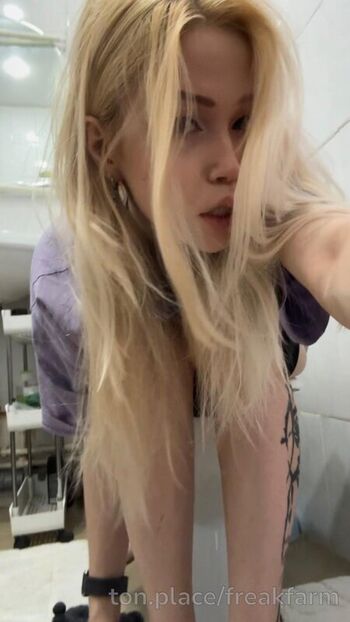 Full leaked Freakfarm page private photo