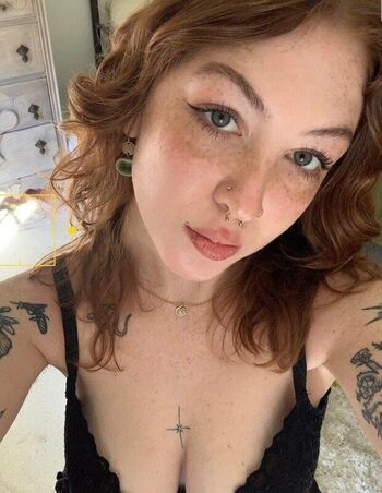 Full leaked Freckledjulez private photo