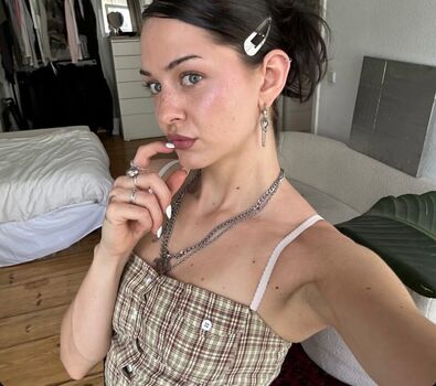 Full leaked Freckles asmr private photo
