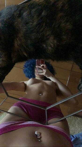 Full leaked Frenchtoes private photo