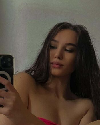 Full leaked Frollkina private photo